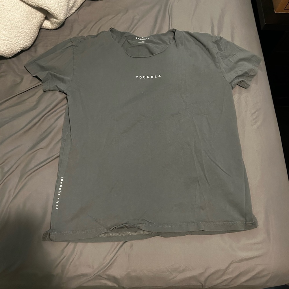 Youngla wide neck tee